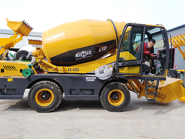 self-loading concrete mixer pump