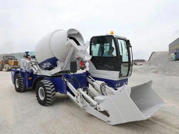 Self Loading Mix Truck