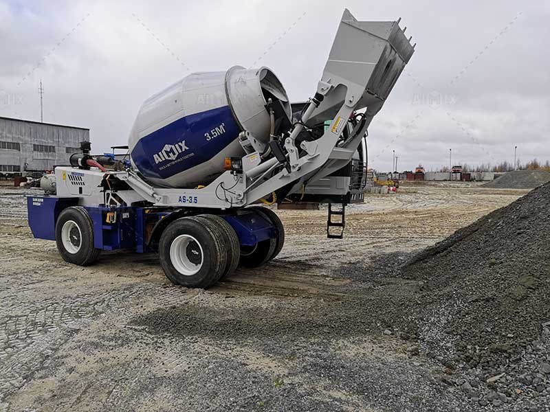 Self Loading Concrete Mixer