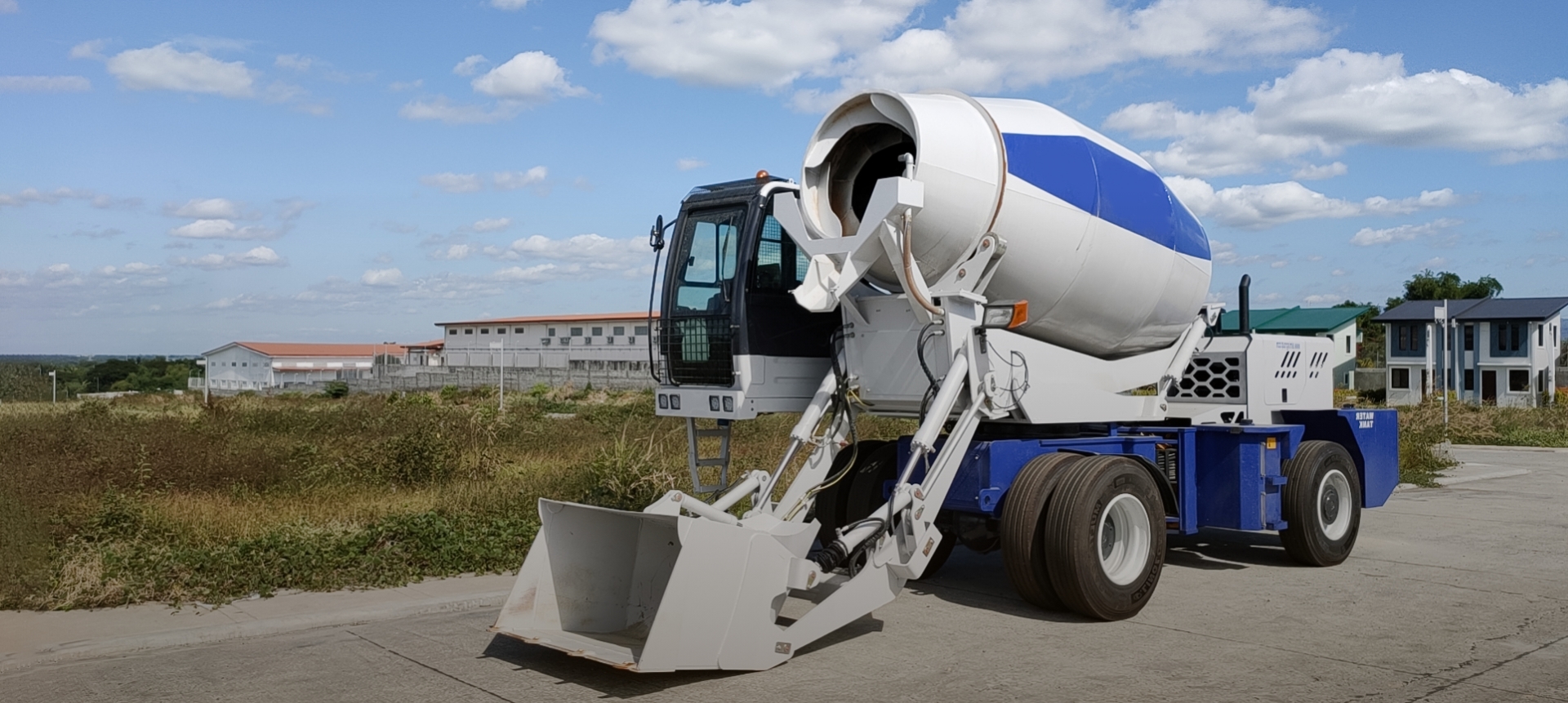 self loading mixer