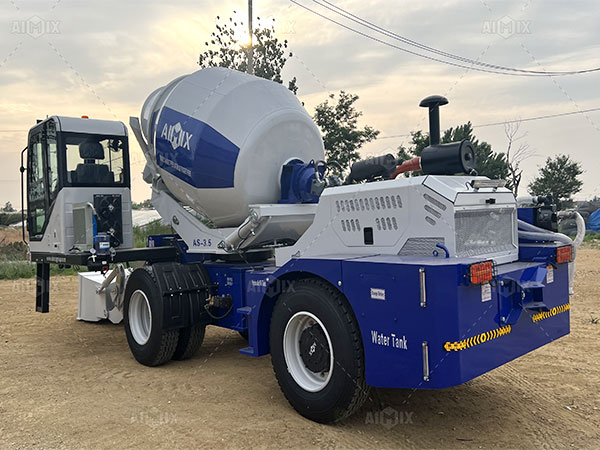 self loading concrete mixer truck price in china