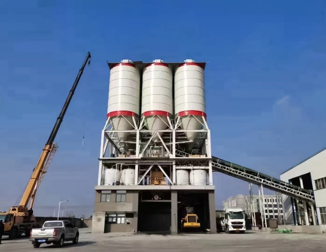 Silos of eco-friendly batching plant